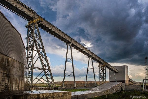 Магістральні стрічкові конвеєри (транспортери)