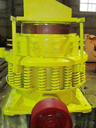 Конусна дробарка середнього дроблення КСД 600